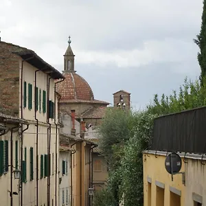 Mariapaola Arezzo